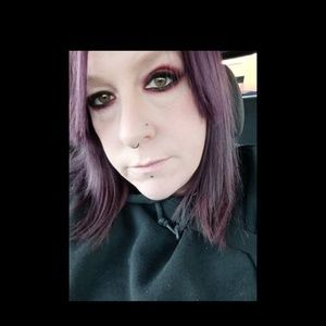 Meet your Posher, Terah